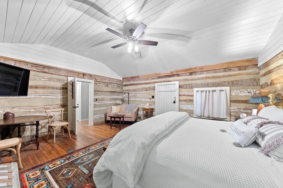 Rustic Augusta Cabin 외부 사진